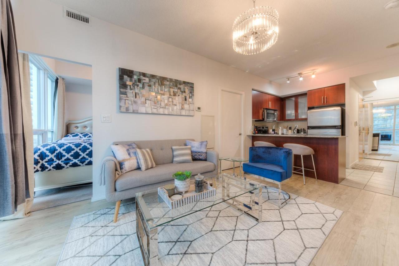Stylish Newly Furnished Condo With Beautiful Lake View Toronto Kültér fotó