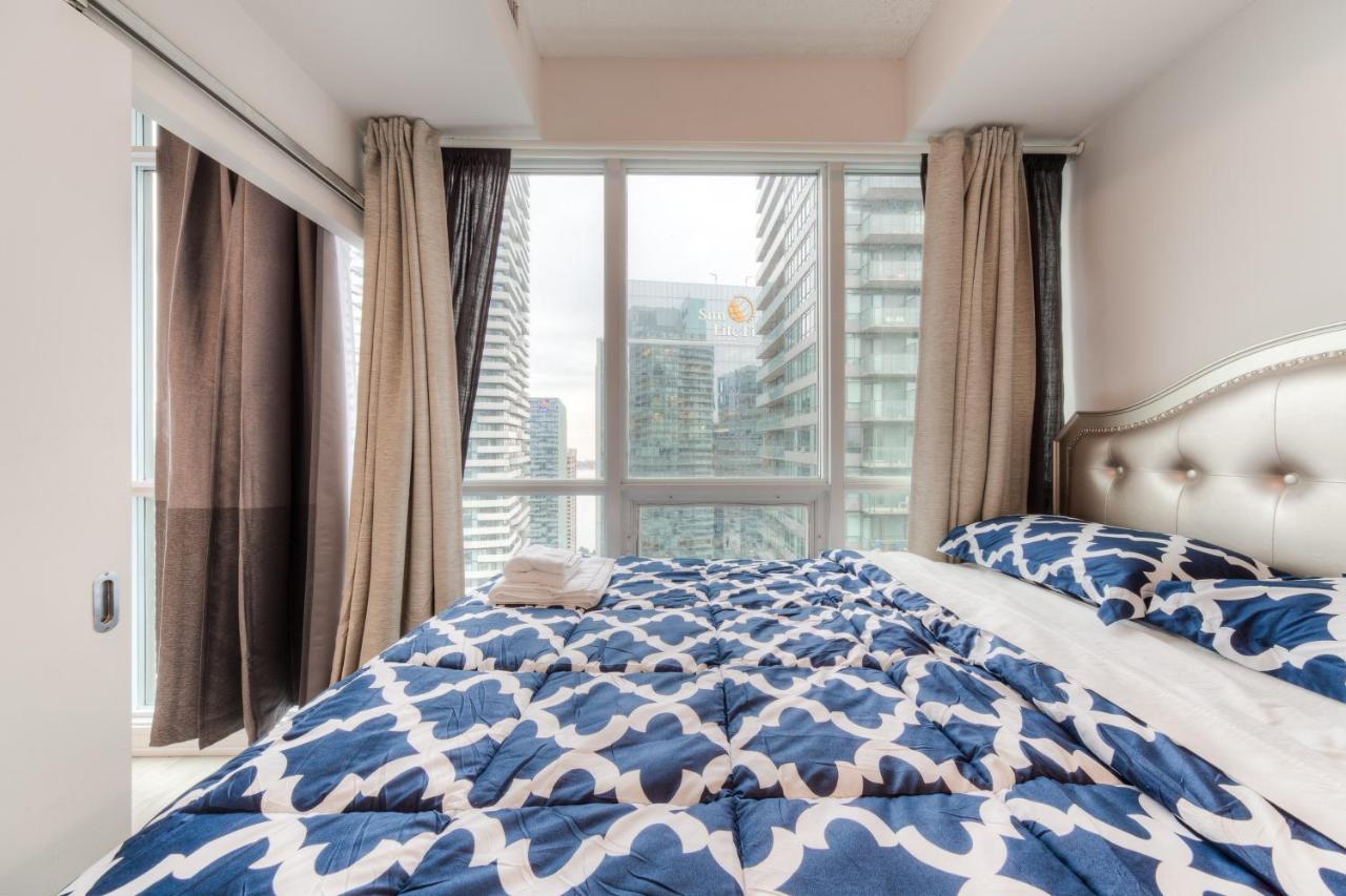 Stylish Newly Furnished Condo With Beautiful Lake View Toronto Kültér fotó