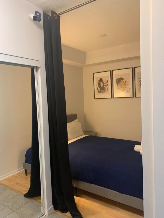 Stylish Newly Furnished Condo With Beautiful Lake View Toronto Kültér fotó